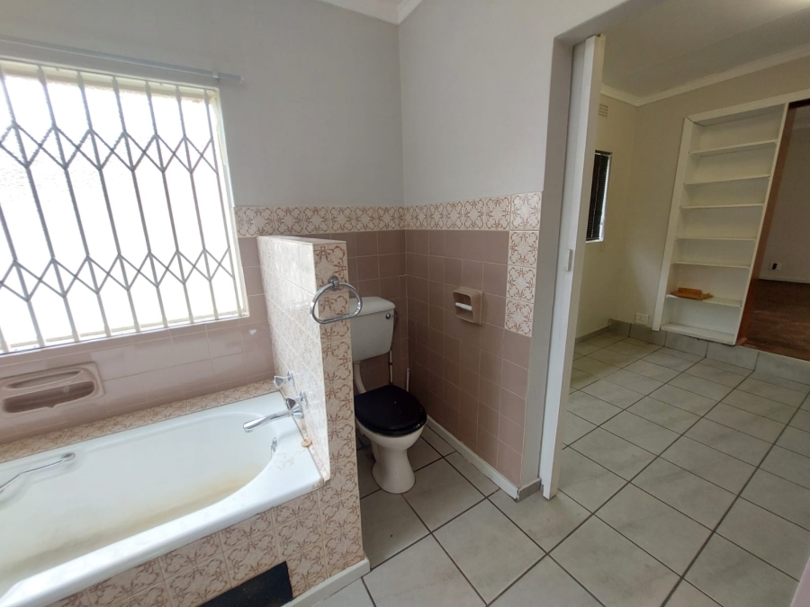 Commercial Property for Sale in Wilkoppies North West